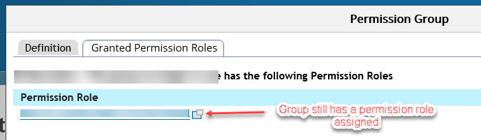 group is still assgined to a role.png
